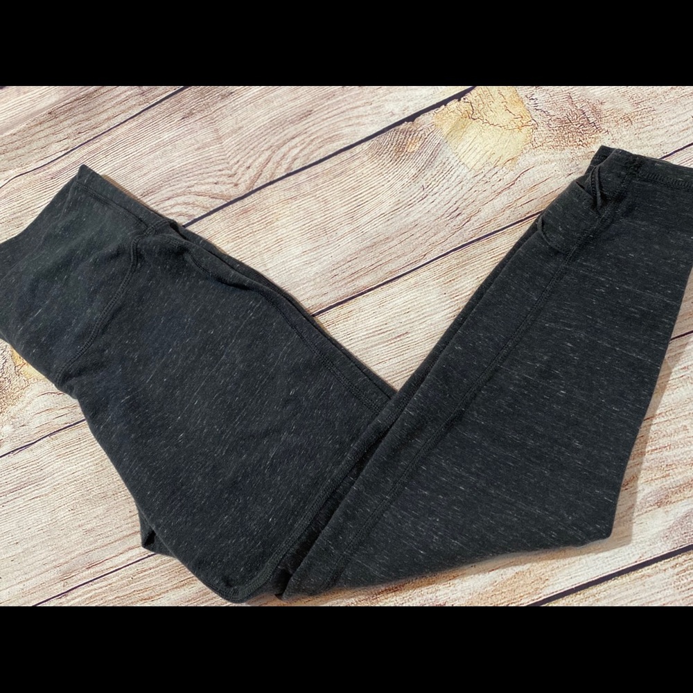 Old Navy High-Rise 7/8-Length Knotted Leggings